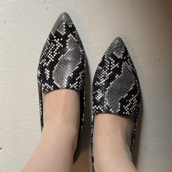 Marc Fisher Shoes - 👠 Marc Fisher shoes - Snakeskin Flats